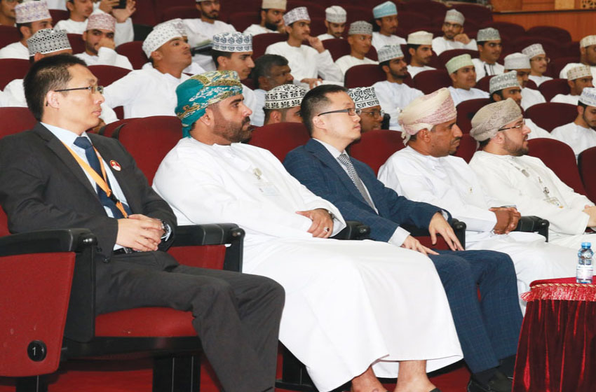 Huawei, Omantel host workshops to discuss development of 5G network
