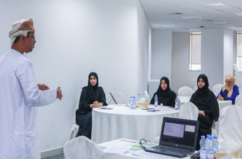 Madayn Industrial Academy organises workshop on coaching