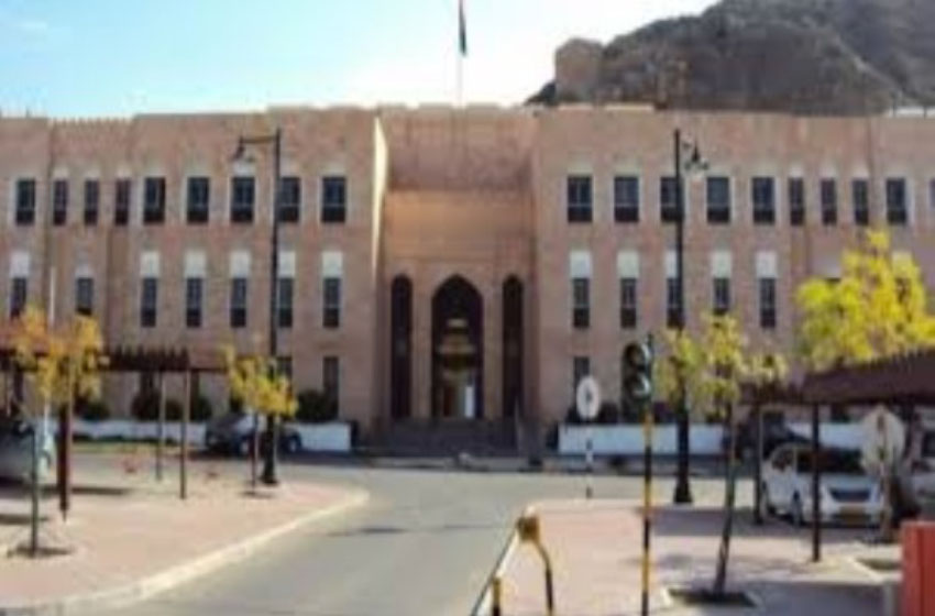 Replace expats with Omanis in government companies: Ministry of Finance