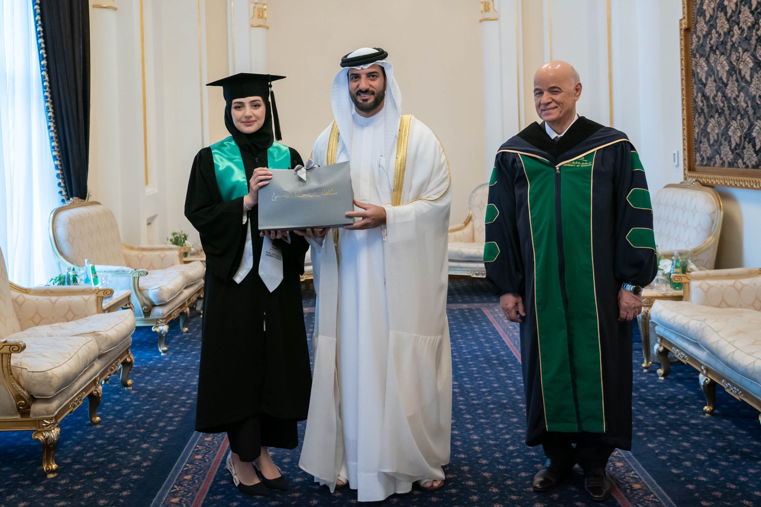 Sultan bin Ahmed honours UoS’s medicine graduates