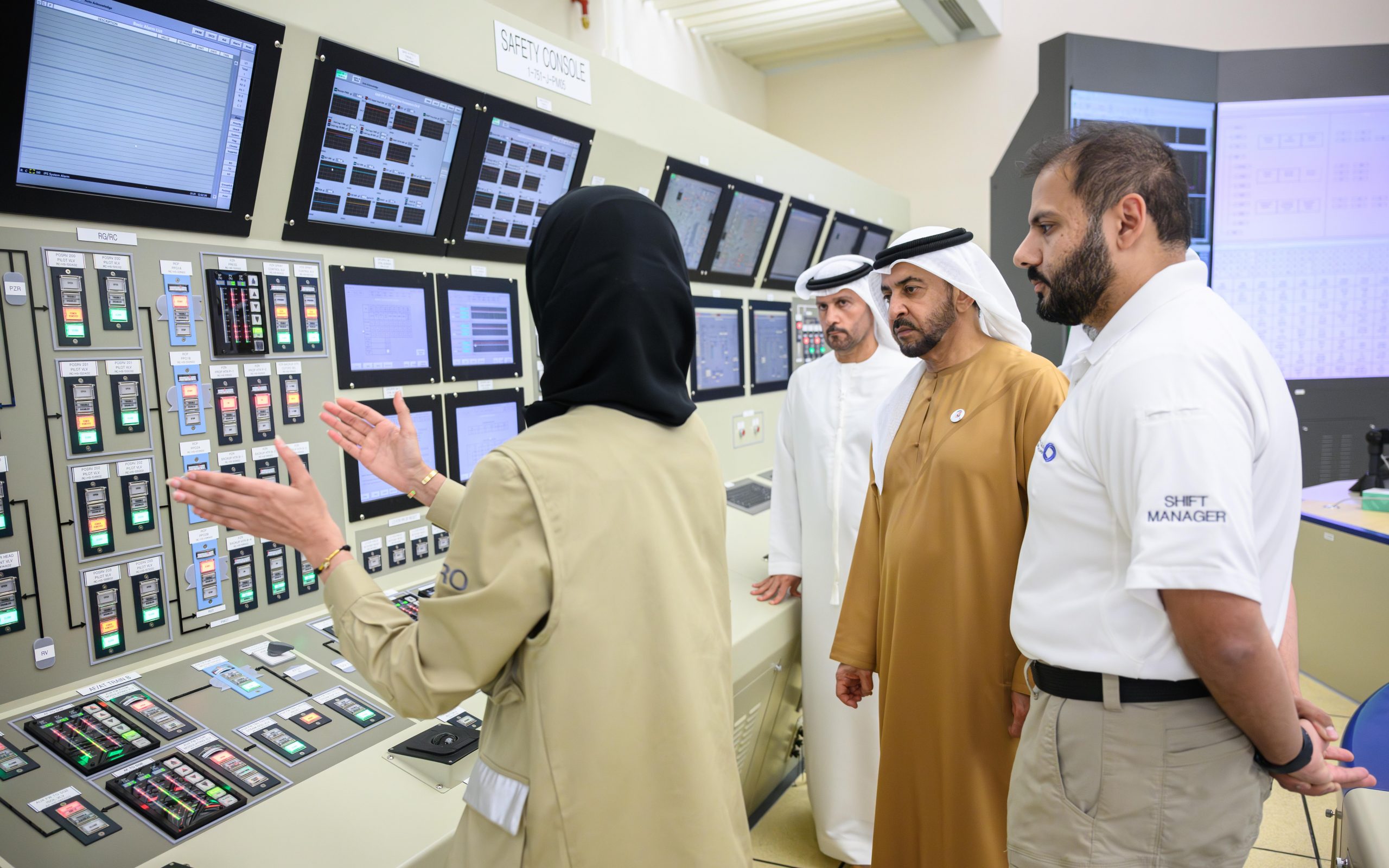 Hamdan bin Zayed visits Barakah Nuclear Energy Plant, views latest developments and achievements