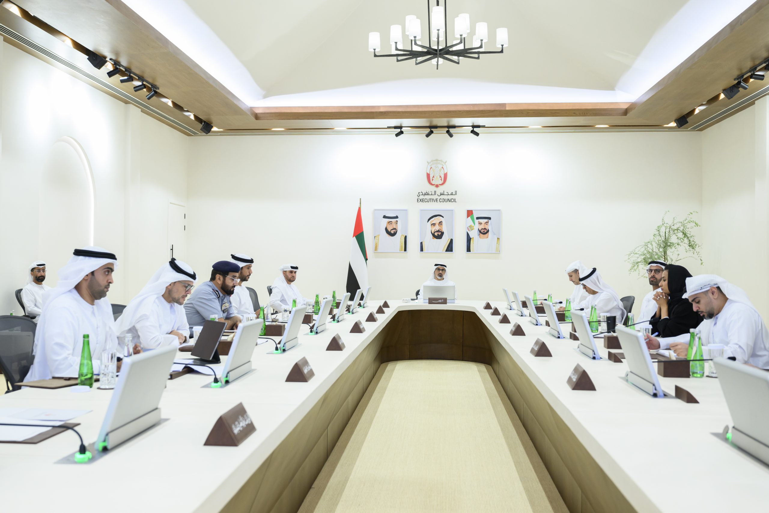 Khaled bin Mohamed bin Zayed chairs Abu Dhabi Executive Council meeting
