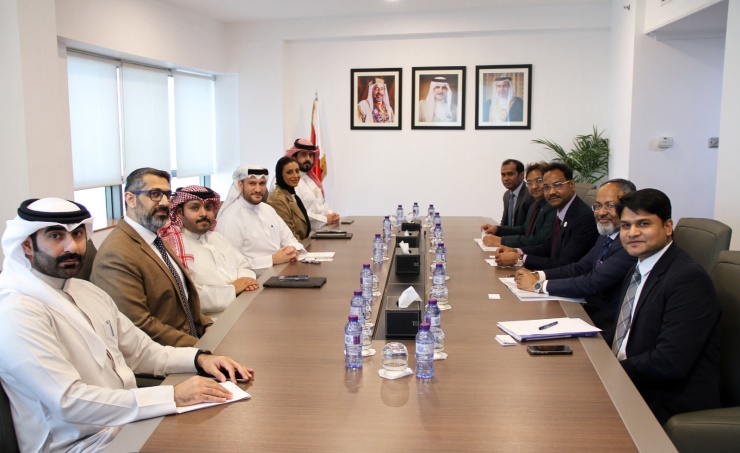 LMRA CEO receives Bangladesh delegation