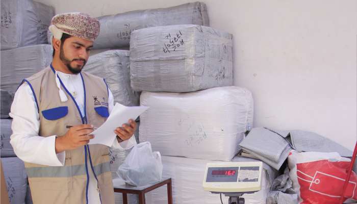Unlicensed postal service providers raided in Dhofar Governorate