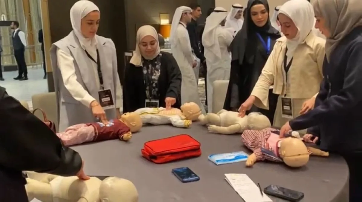 With Gaza kids at heart, Kuwait students discuss pediatric emergency care