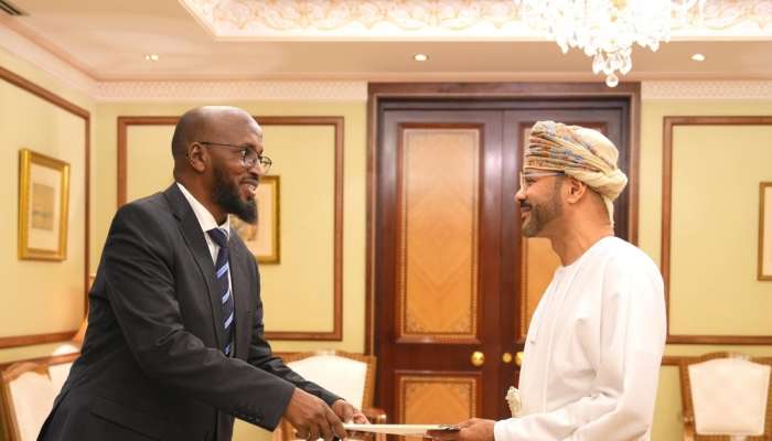 Foreign minister receives copies of credentials of several ambassadors