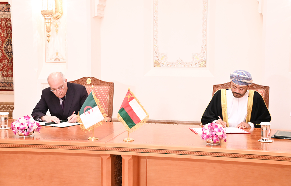 Oman, Algeria Sign 8 Memoranda of Understanding