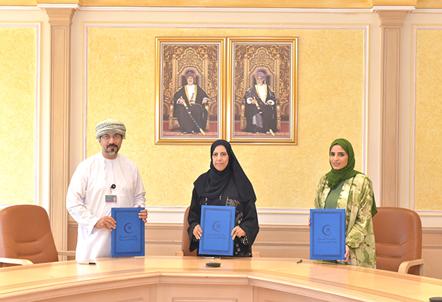 Funding agreement inked to establish Blood Bank Hub in Seeb