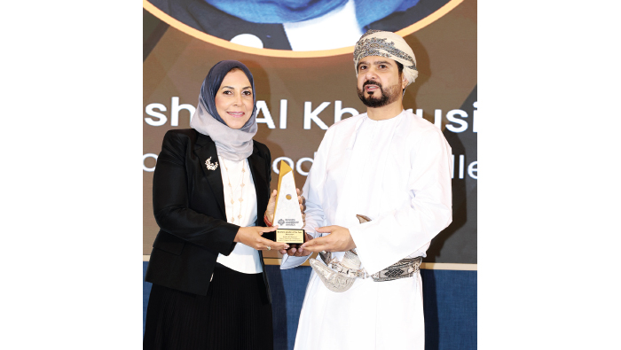 Aisha Al Kharusi wins Business Leader of the Year – Education Award