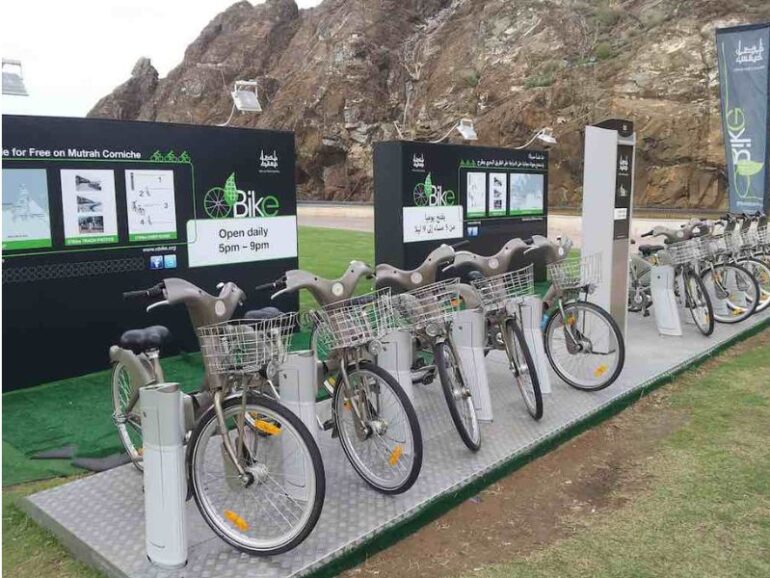 Muscat Municipality clarifies bicycle and electric scooter rental activity