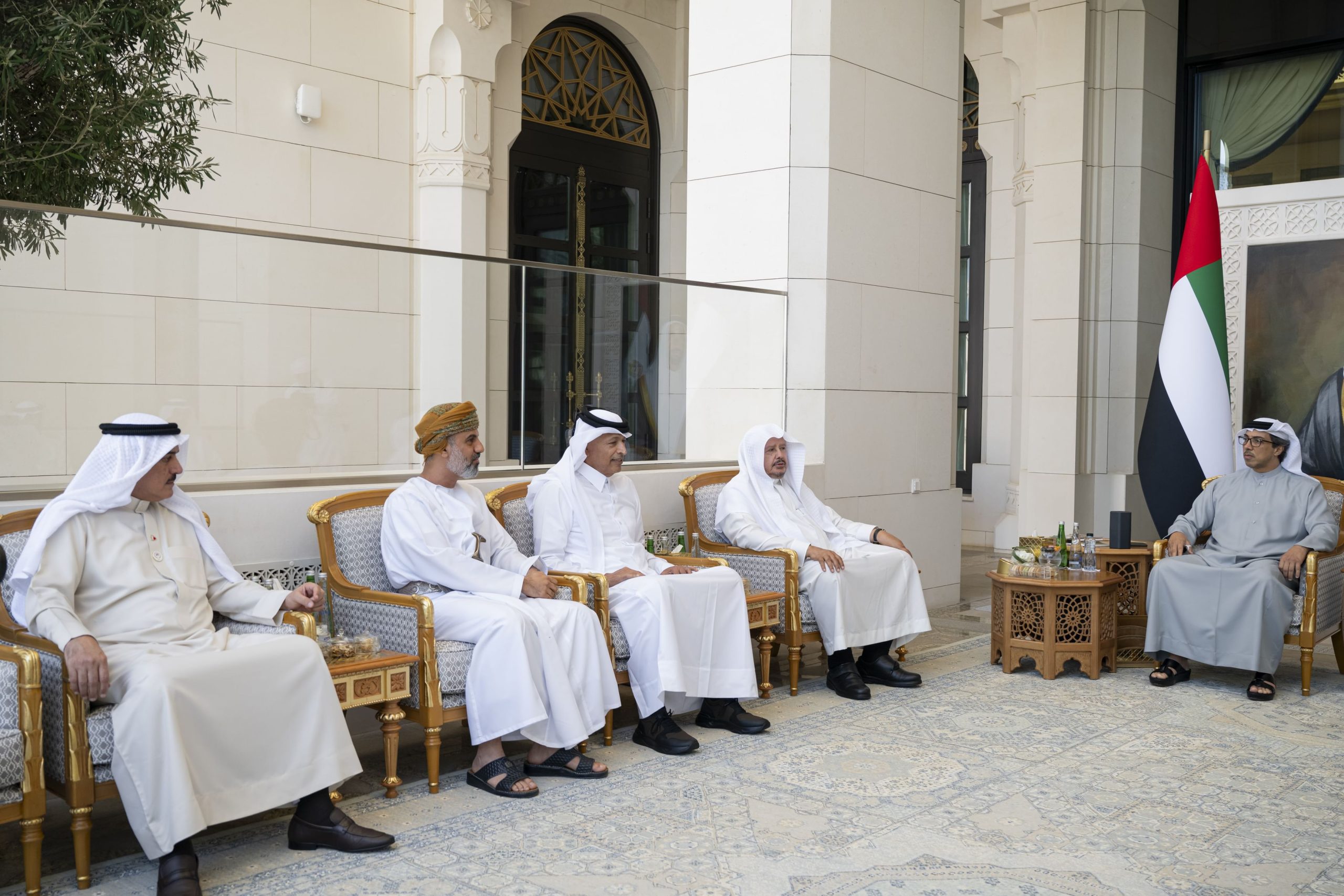 Mansour bin Zayed receives Speakers of GCC Shura Councils
