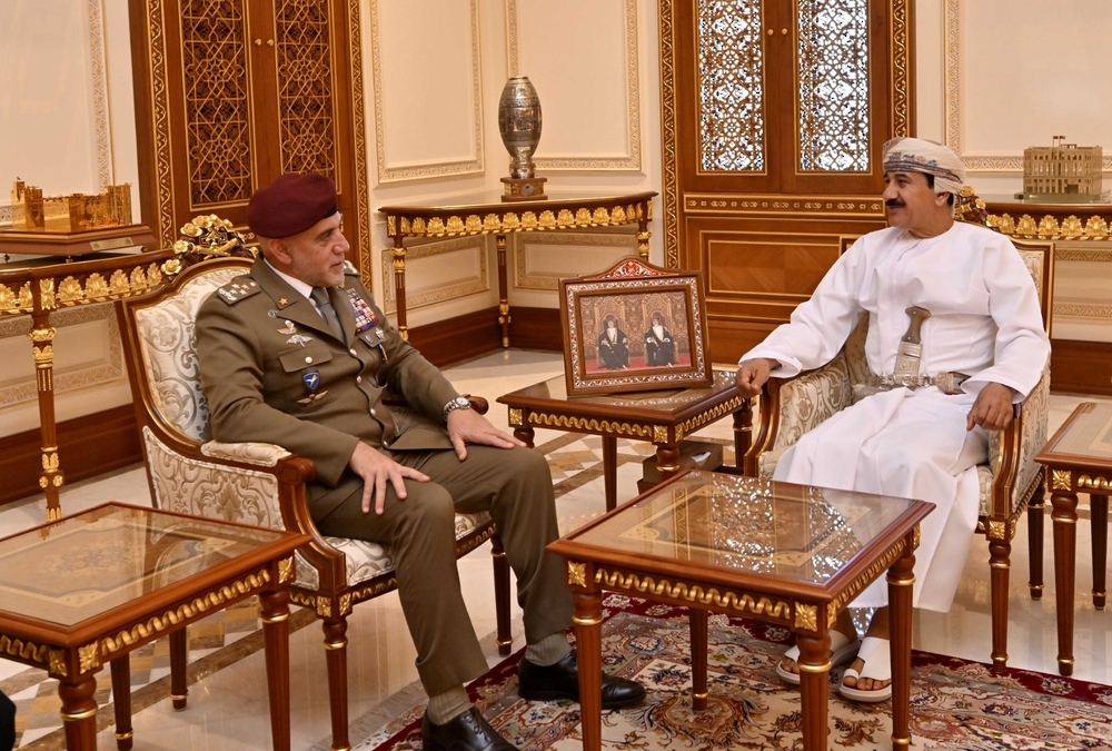 Royal Office Minister Receives Italian Military Official