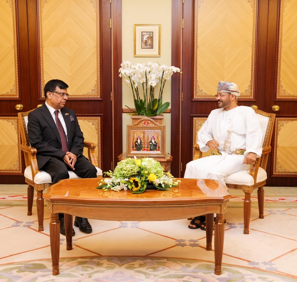 Foreign Minister Bids Farewell to Ambassadors of Bangladesh, Russia