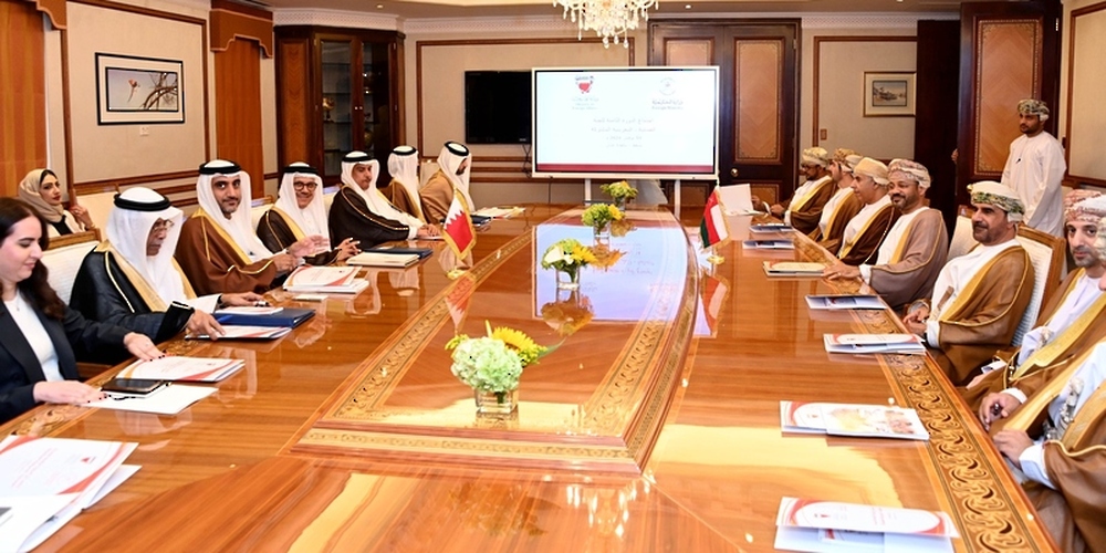 Oman, Bahrain Review Cooperation Opportunities in Various Fields