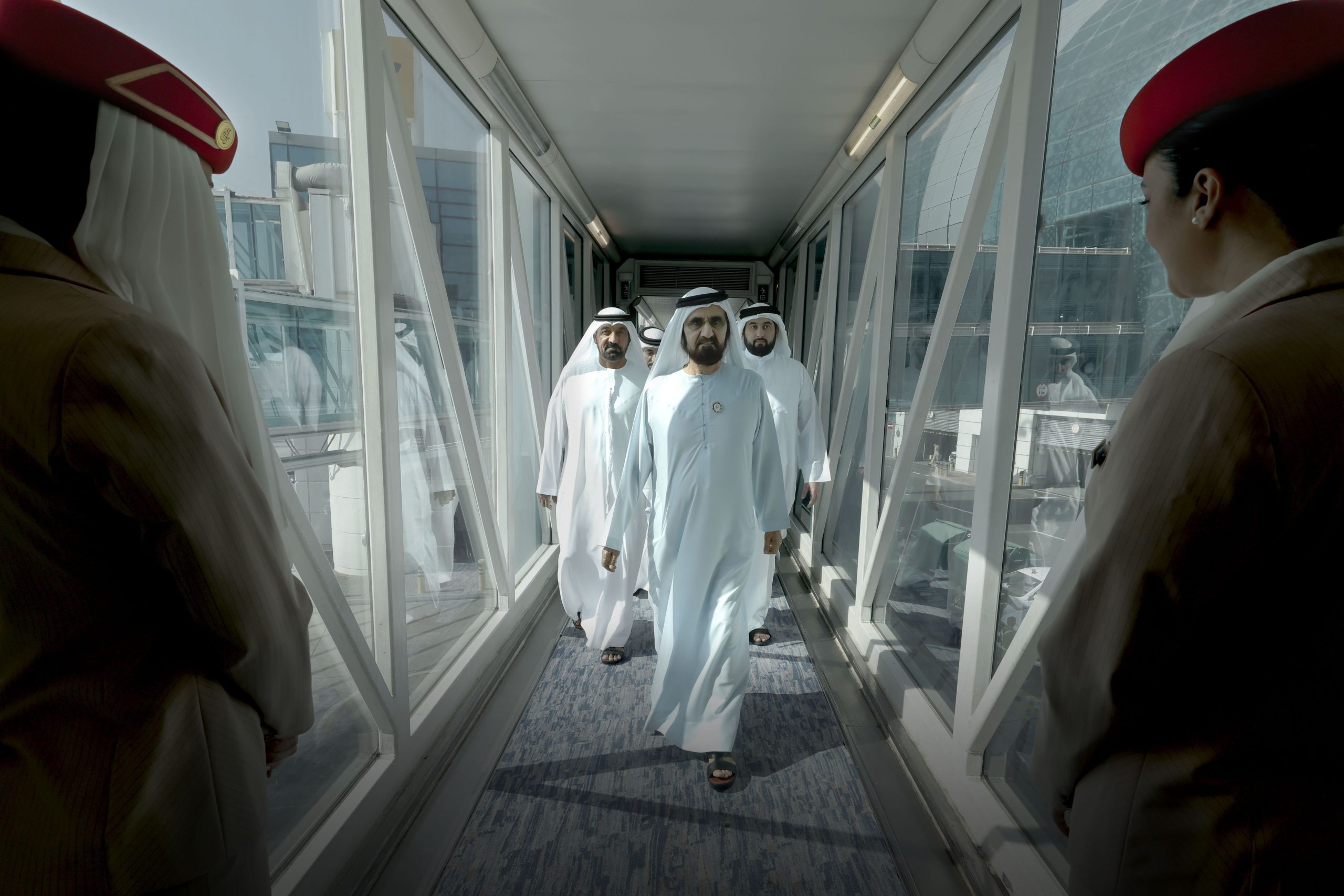 Mohammed bin Rashid reviews Emirates’ new A350 at Dubai International Airport