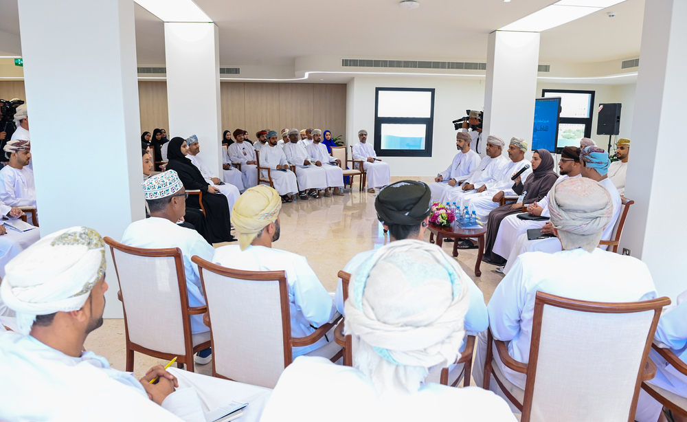 Dialogue Session Discusses SME Investment in Economic Zones