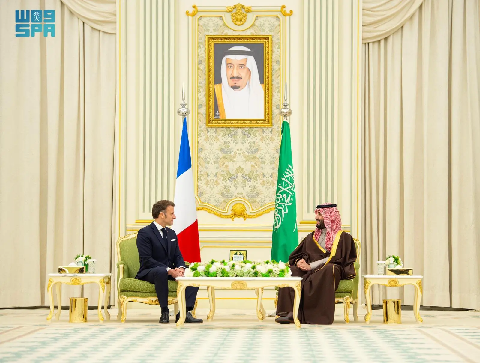 Saudi Arabia, France Praise Strong Economic Relations, Stress the Importance of Developing and Diversifying Economic and Investment Cooperation
