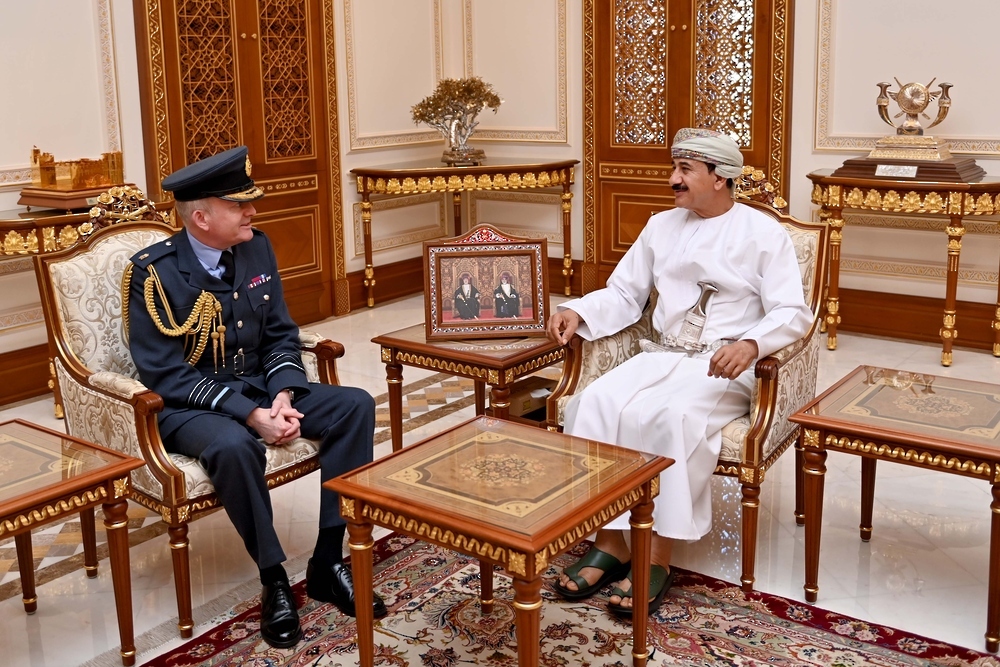 Royal Office Minister Receives UK Military Official