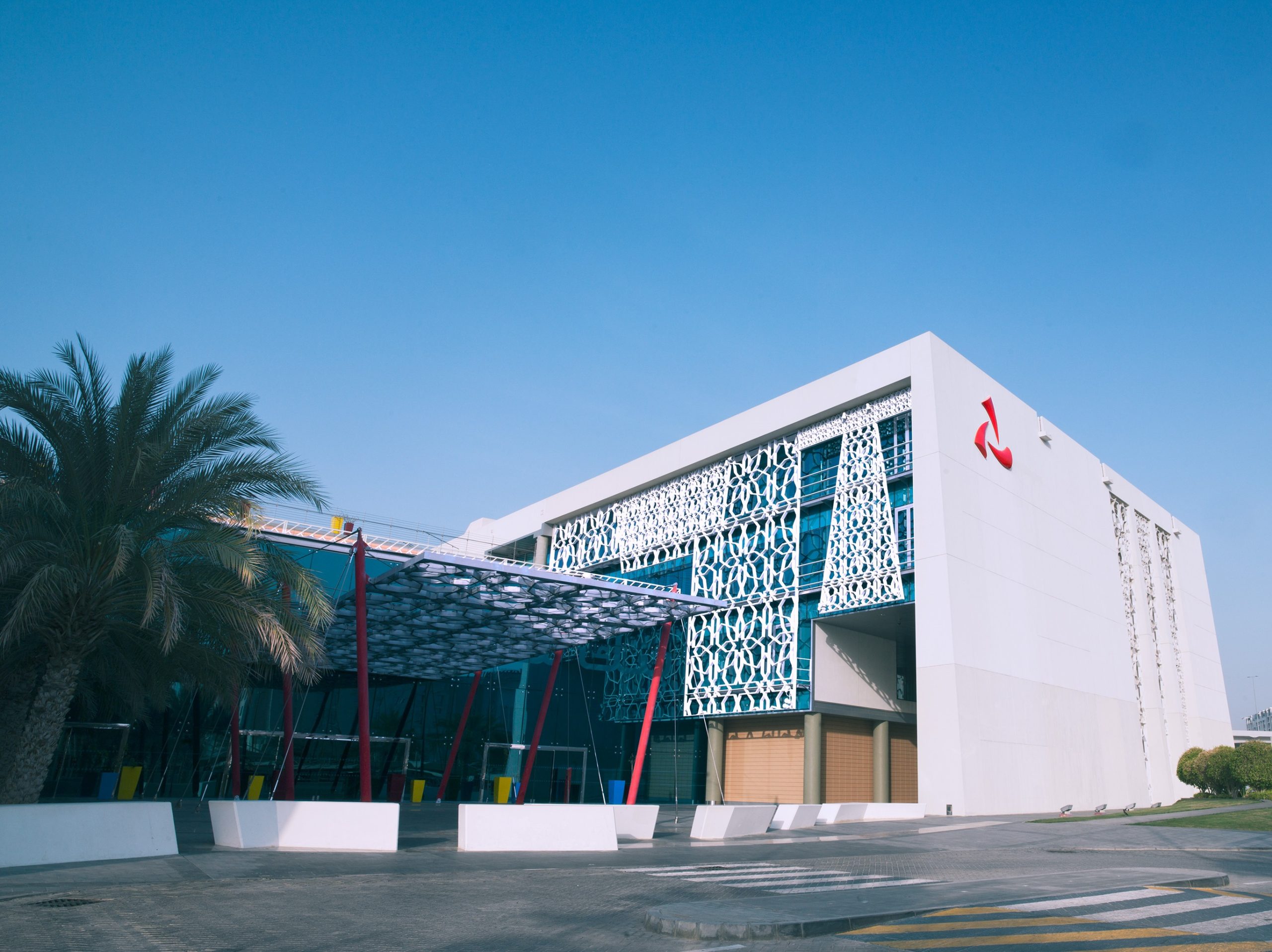 Bank Muscat Contributes to Economic & Social Development Within Oman Vision 2040
