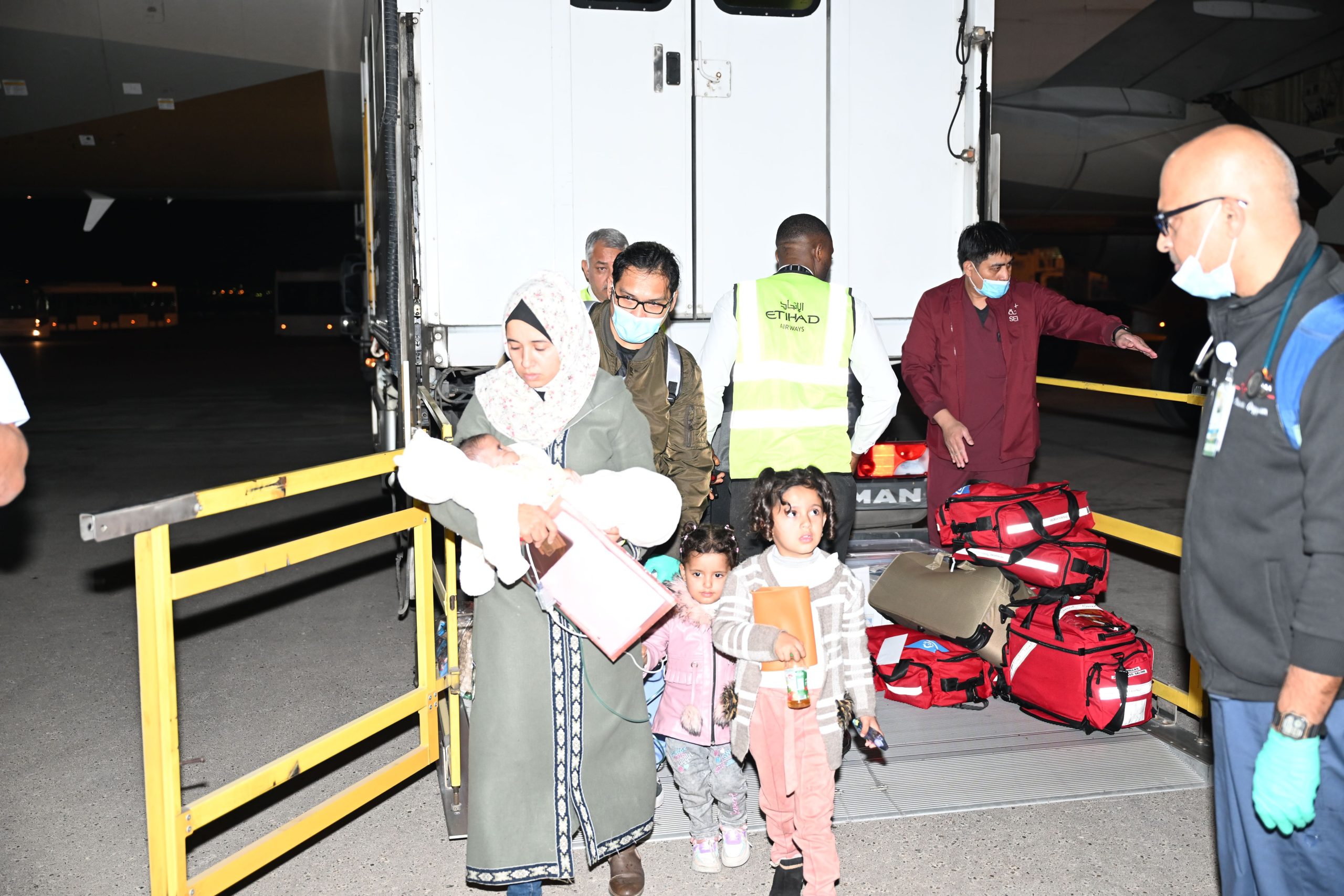UAE evacuates 127 injured people, patients, family members from Gaza