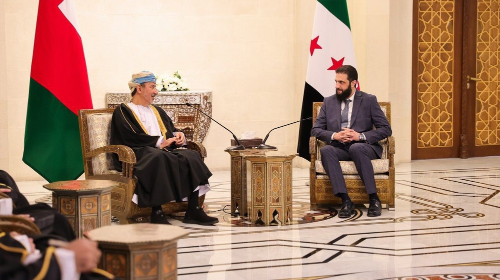 HM Sends Greetings to Syrian Leadership, People