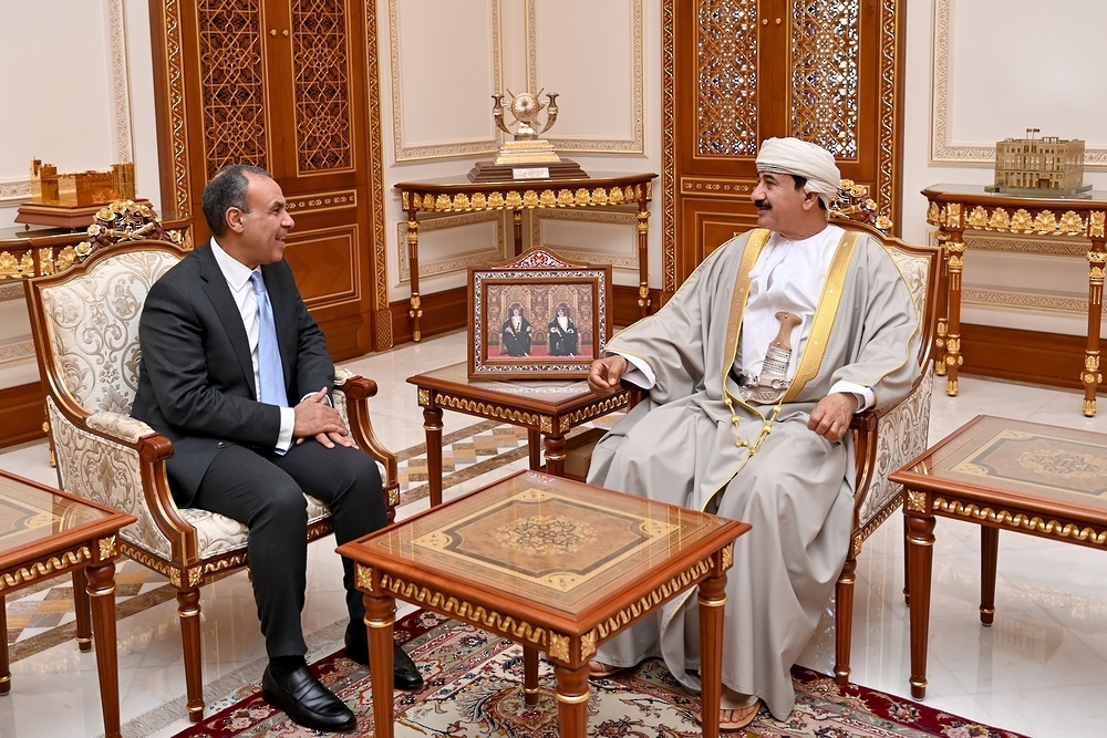 Royal Office Minister Receives Egyptian Foreign Minister