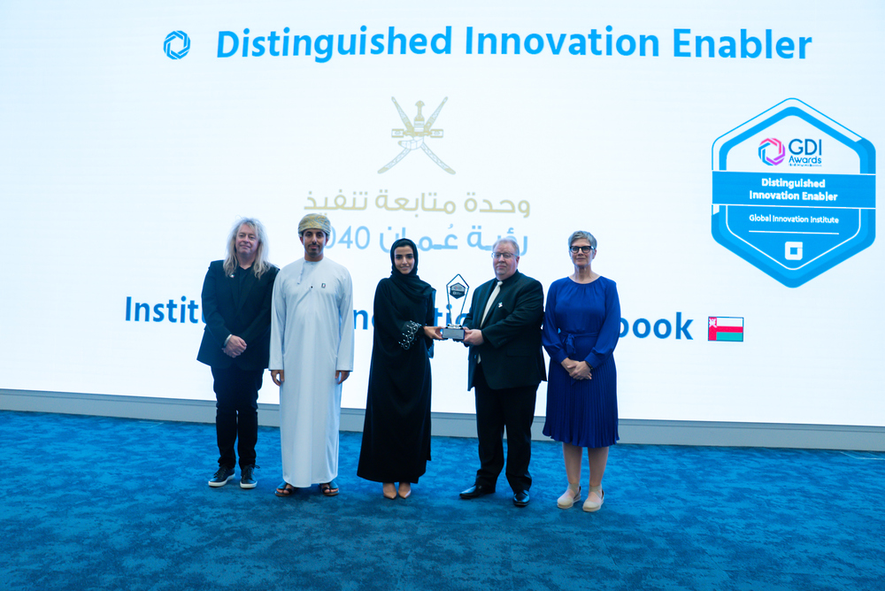 The unit responsible for implementing Oman Vision 2040 wins a global award.