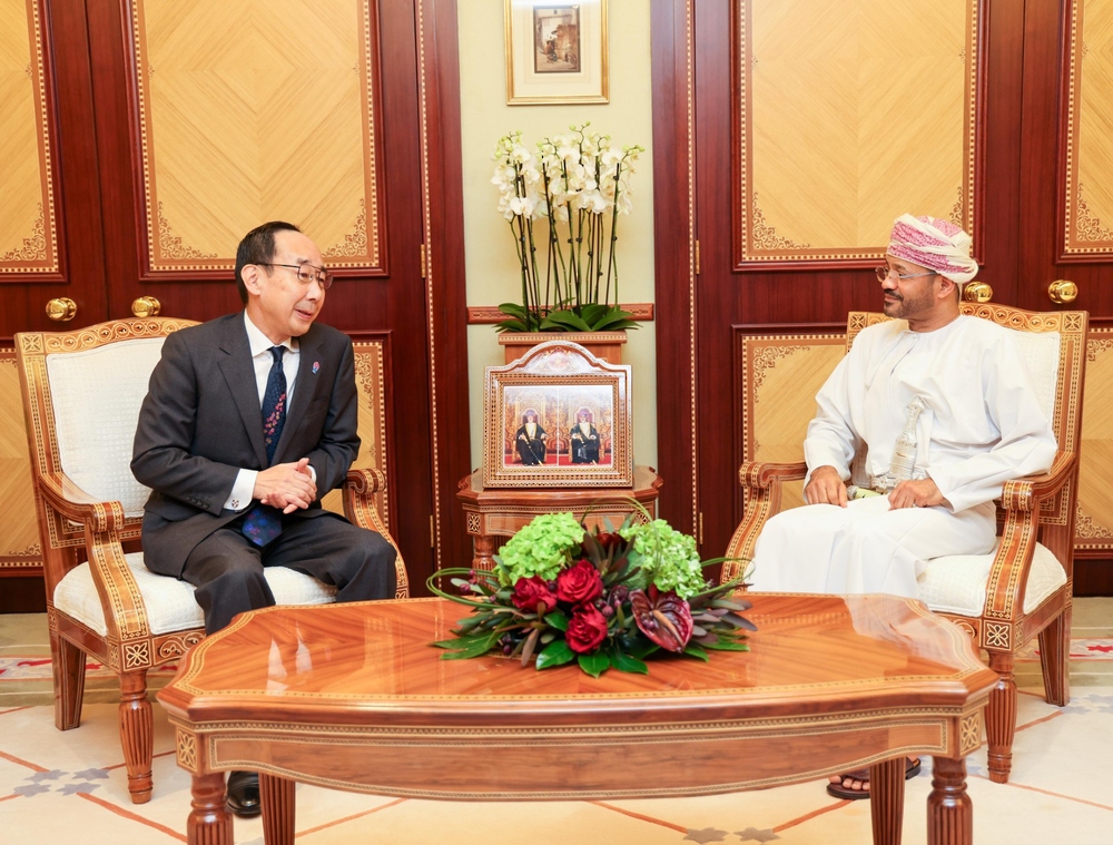 The Foreign Minister bids farewell to the ambassadors of Japan and Korea.