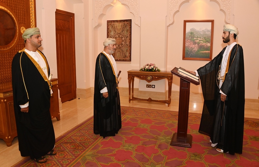 Fifteen Second-Class Public Prosecutors Take Oath of Office